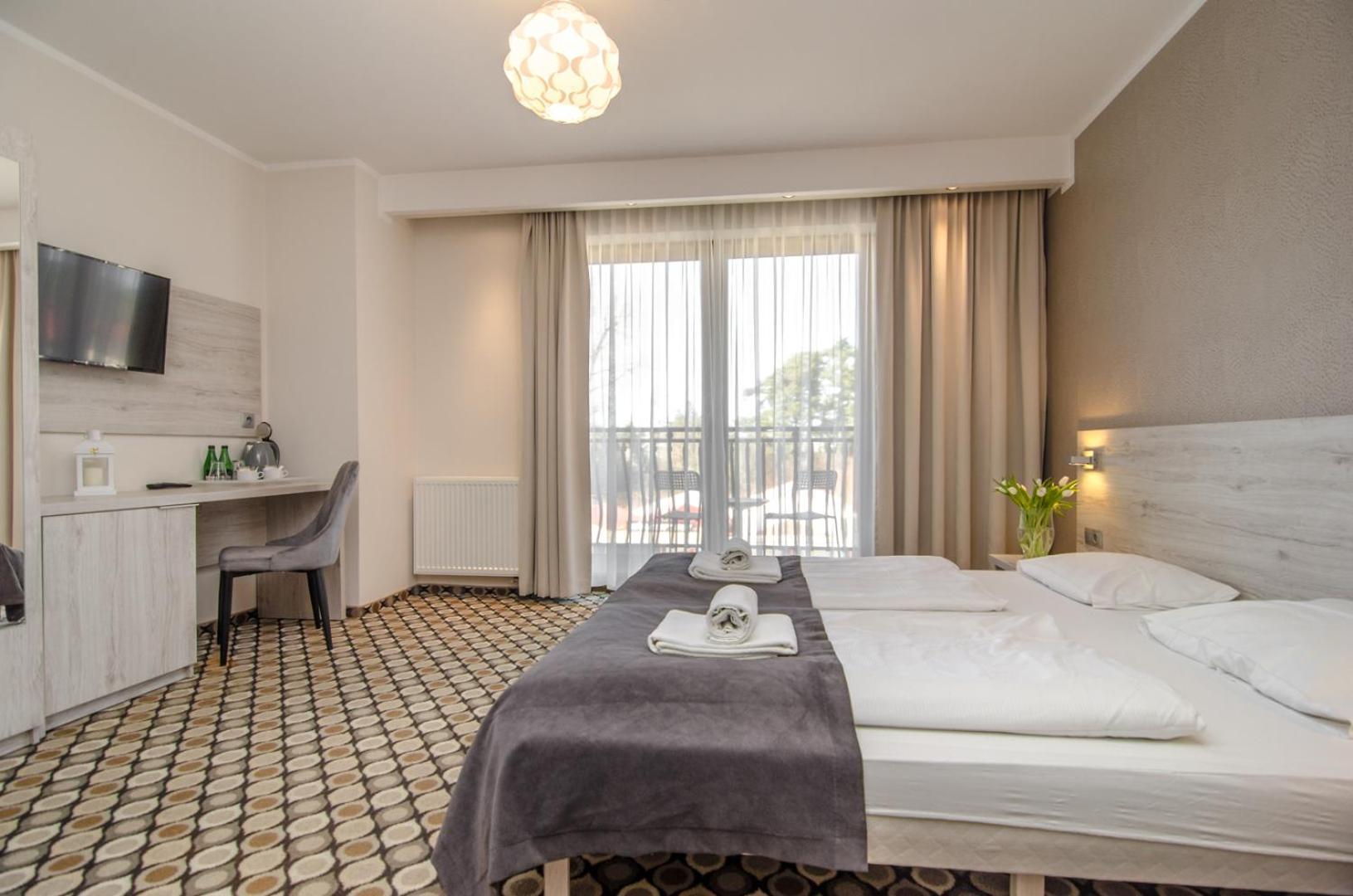 Marina Mielno Z Widokiem Na Jezioro Hotel Room photo